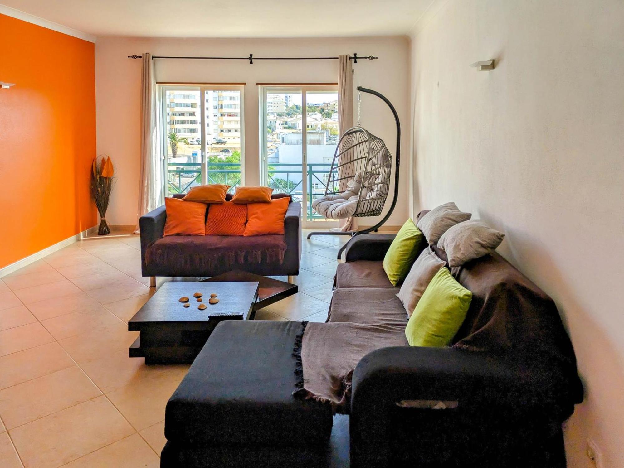 Two Bedroom Apartment - 110M2, Ac, Terrace, Wi-Fi Lagos Exterior foto